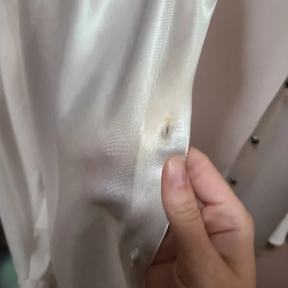 IZ by Amy Byer Juniors XL White Satin Blouse - Picture 5 of 5